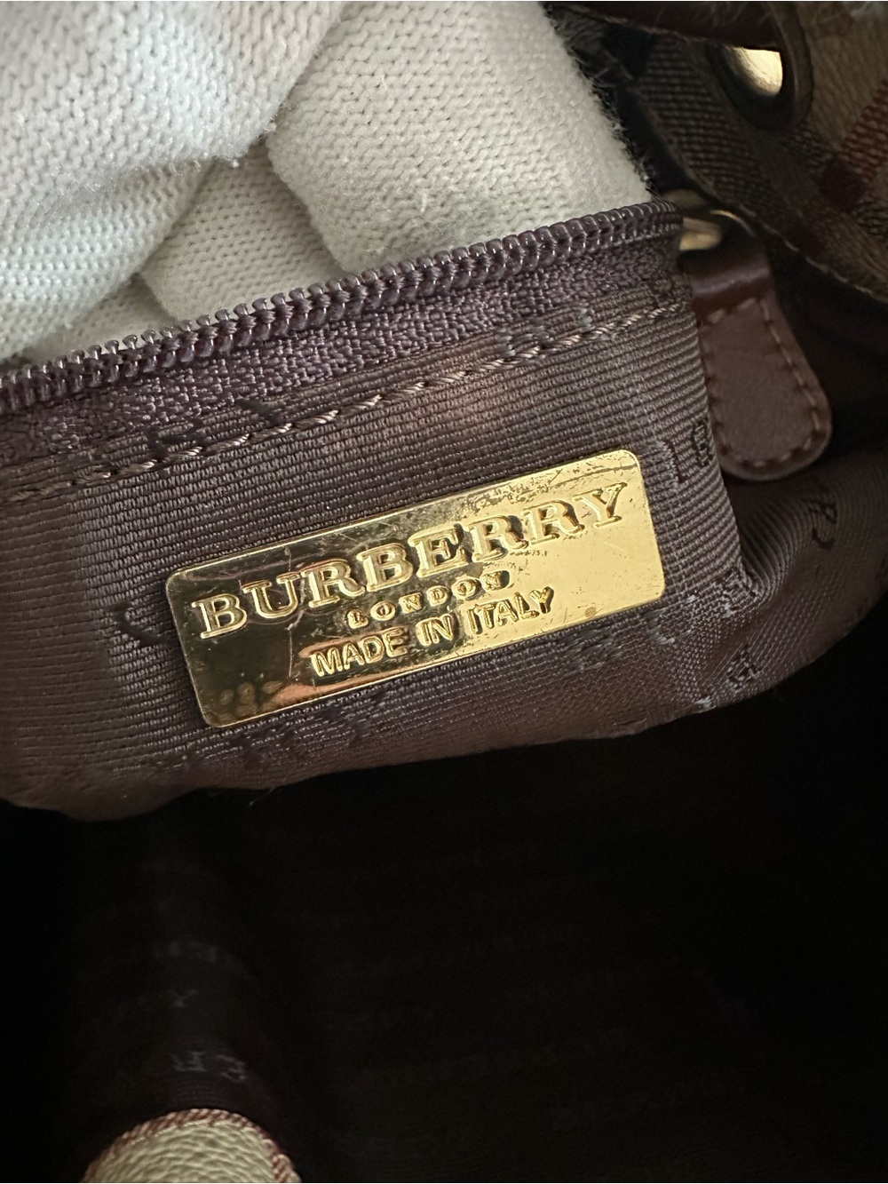 Burberry Nova Check Bucket Bag - Picture 6 of 14